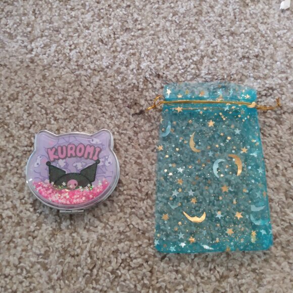 Kuromi Compact Mirror - Picture 1 of 3